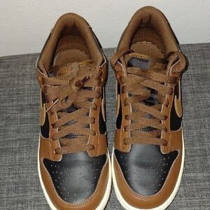 Nike Men's Black and Brown Sneakers